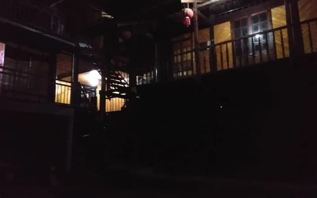 Hoang Hop Homestay - Hostel