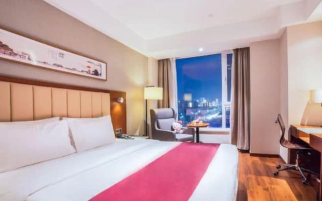 Yitel Hotel