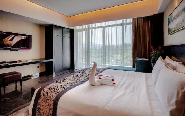Liyang Hentique Resort & Spa Villa