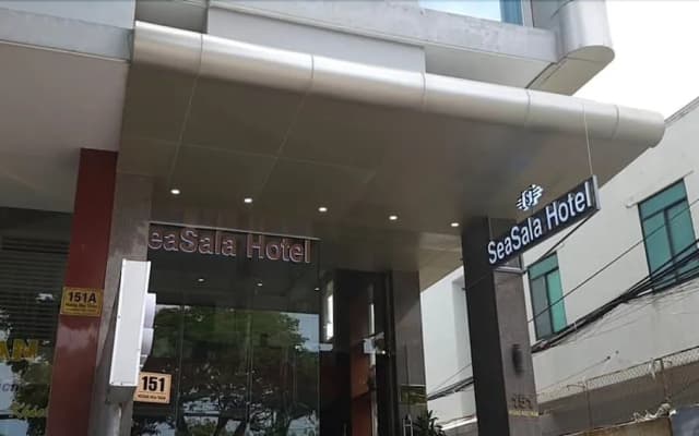 SeaSala Hotel