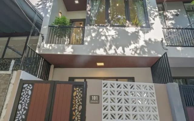N to M Cozy House