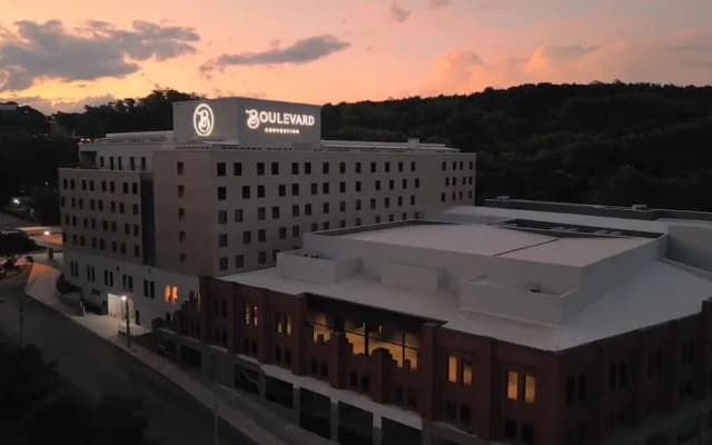 Plaza Hotel & Boulevard Convention – Vale dos Vinhedos