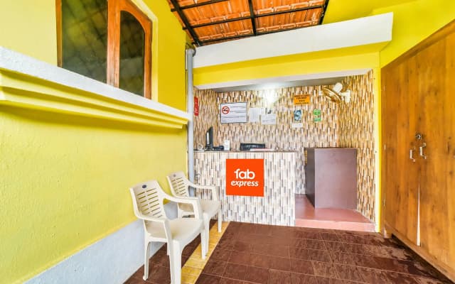 FabExpress Vagator Cottage