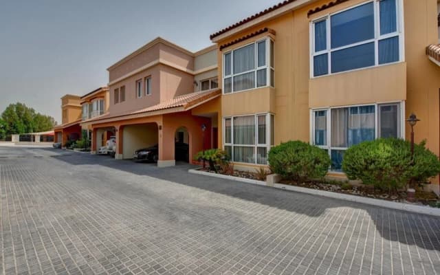 Barsha Gardens By J5 Holiday Homes