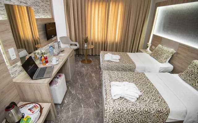 Cakmak Marble Hotel
