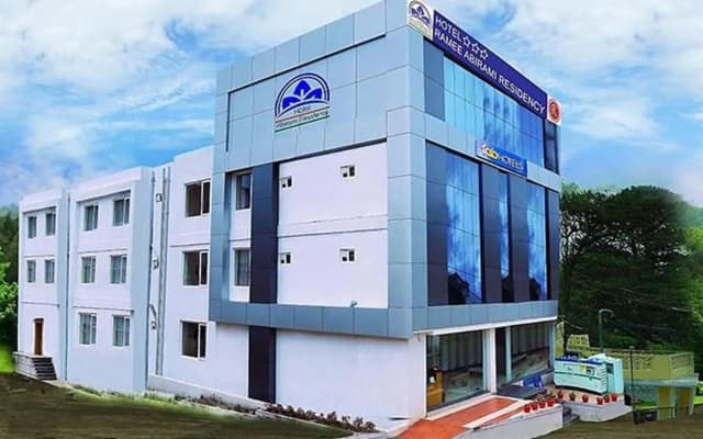 Fabhotel Abirami Grand Inn
