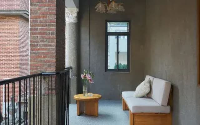 Gulangyu Four Seasons Flower Hotel (Sanqiutian Wharf)