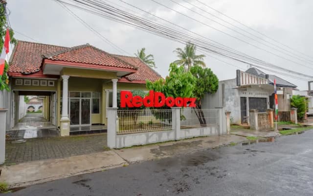 RedDoorz @ Jalan Bali Cilacap