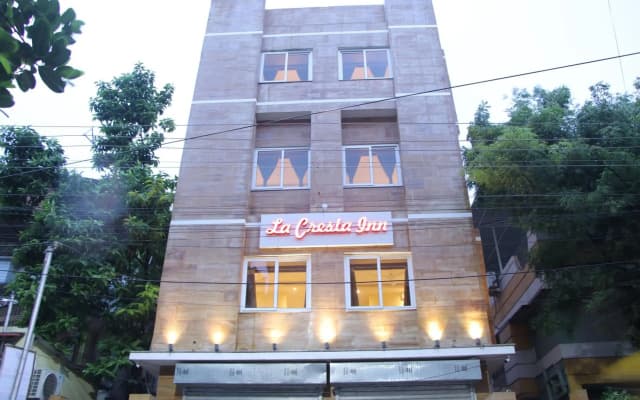 La Cresta Inn