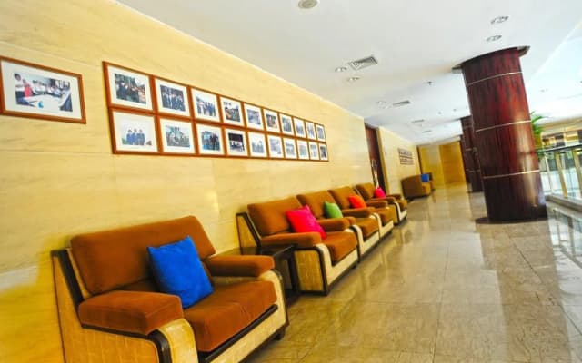 New Overseas Chinese Hotel