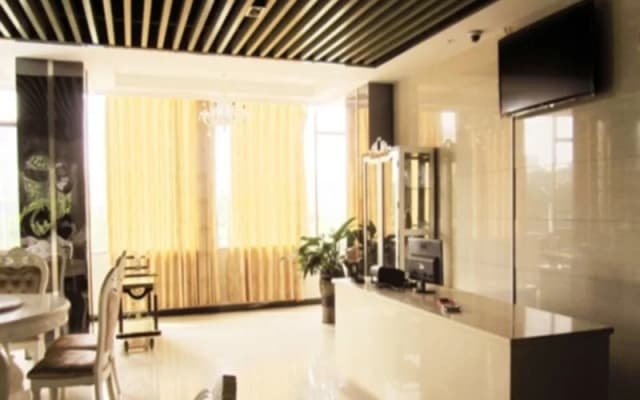 Guilin Golden Family Apartment Hotel