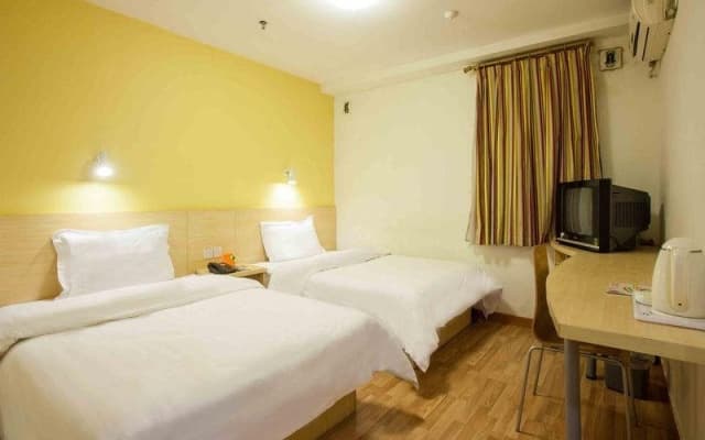7Days Inn Yanzhou Railway Station