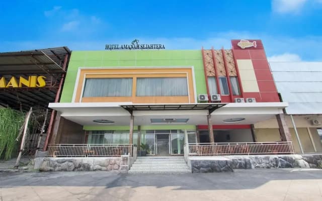 Hotel O Jalan Slamet Riyadi Near Bandara Adi Soemarmo Formerly Amanah Sejahtera