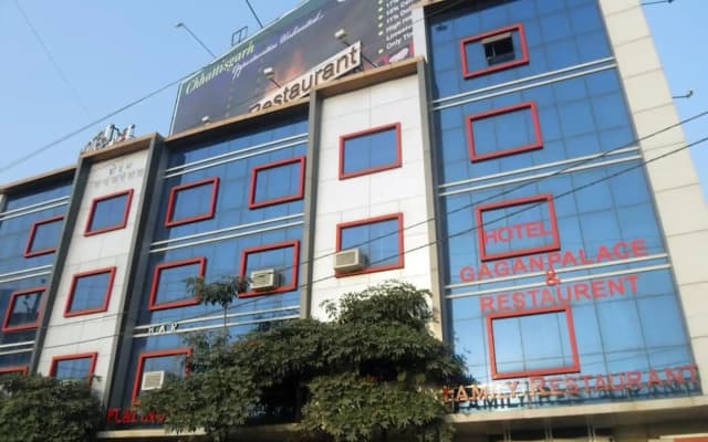 Hotel Gagan Palace