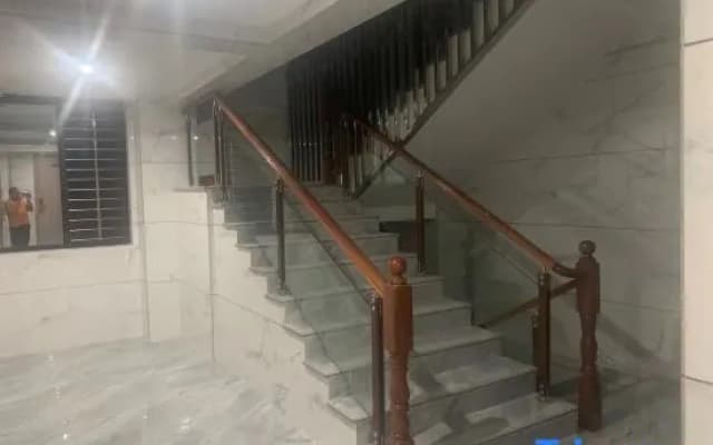 Gaozhou Yayuan Theme Hotel（Xiantai Avenue Store）
