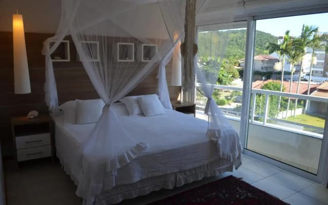 Apt de luxo, pé na areia, 200m2 melhor loc Palmas