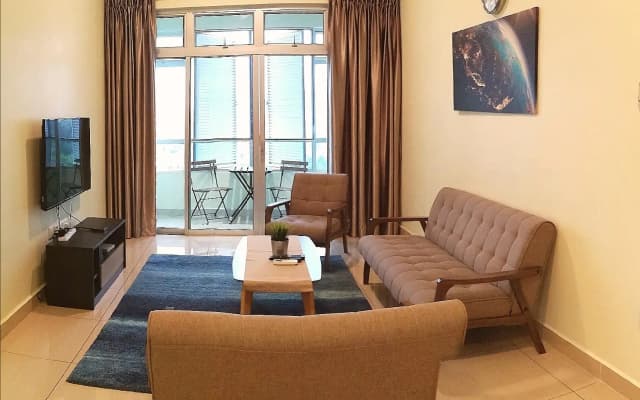 2BR FREE WiFi near Jusco Aeon Ikea Waterpark Tesco