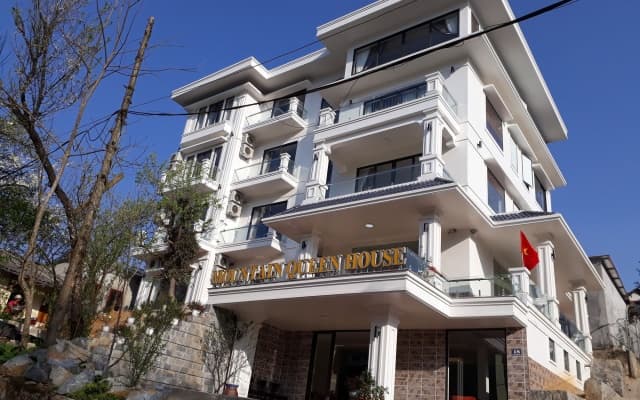 Sapa Mountain Queen House