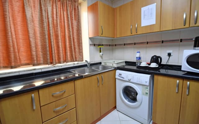 Отель Emirates Stars Hotel Apartments Sharjah