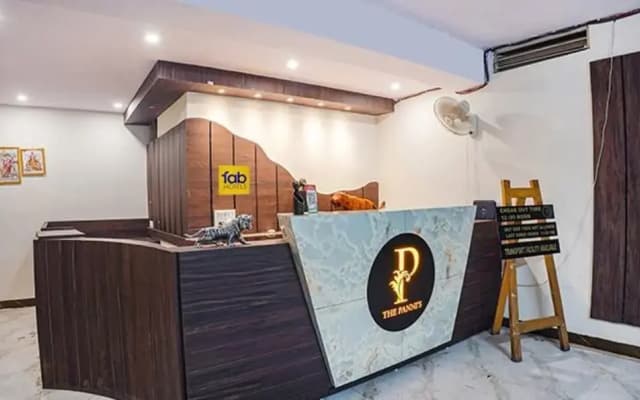 Fabhotel The Pannis