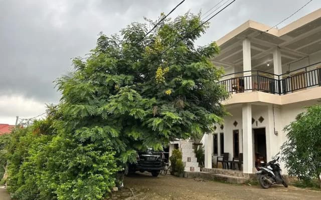 Four-G Homestay