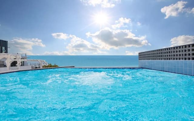Pool Villa 1-2 Pension