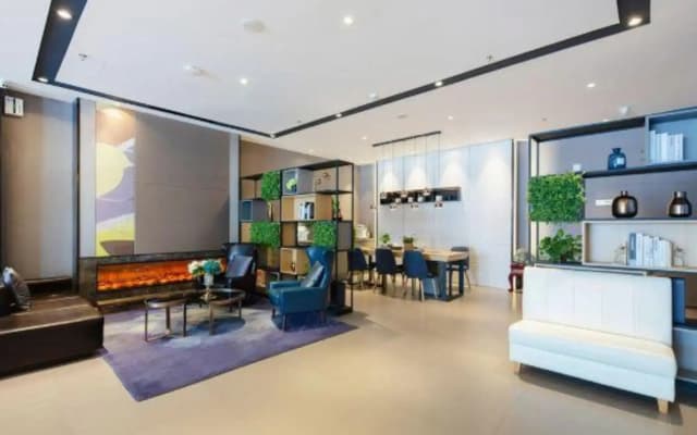 Homeinn Selected Hotel (Dalian Xinghai Square Convention and Exhibition Center)