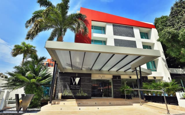 Hotel Washington Plaza