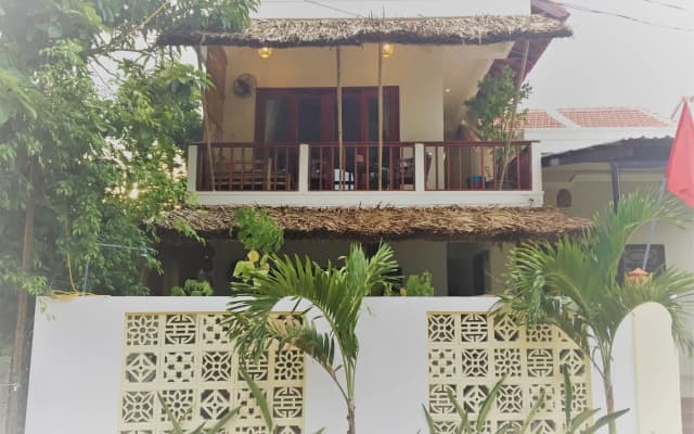 Red Flower Cottages Homestay