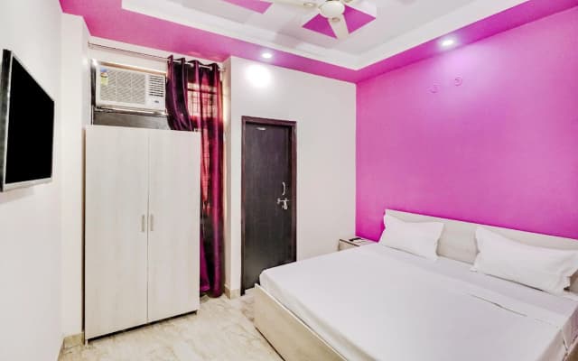 OYO 80034 Flagship HOTEL CRUSH ON