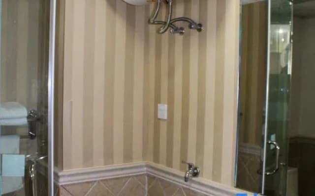 Yiyi Sentiment Apartment Hotel