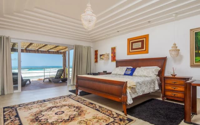 Mansão Pé na Areia de Geribá com 6Suítes