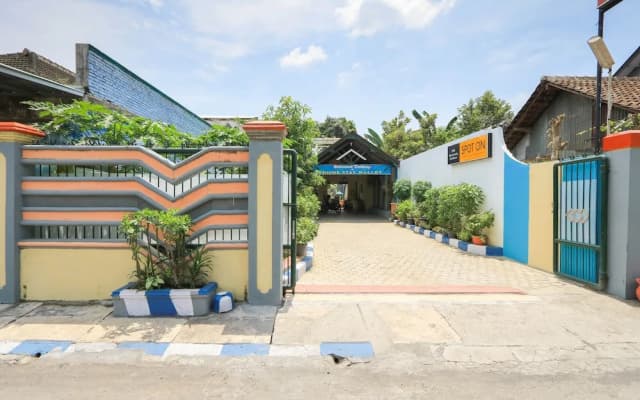 Hotel O Wallet Family Residence Syariah