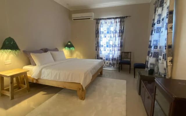 Hanaia House