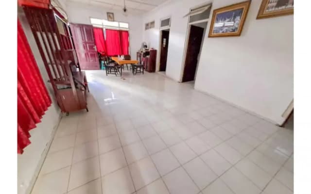 Hotel O Guest House Pahlawan Syariah