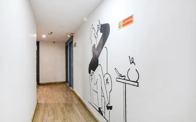 OYO Townhouse 152 Hotel Suncitel Airport