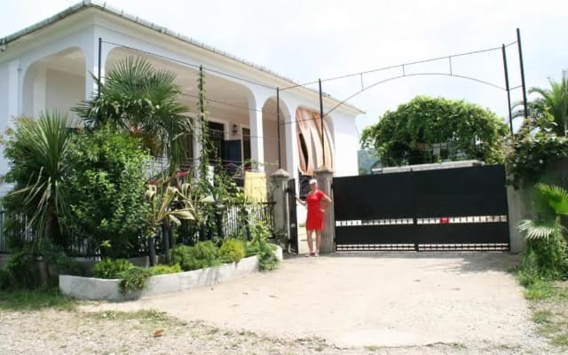 BIS-A Guesthouse