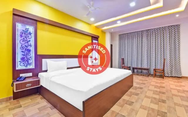 Collection O 86689 Hotel Panther