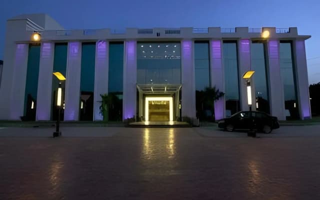 Paradizzo Resort