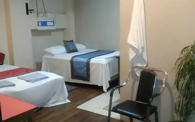 Hotel Medwin Kashi Dham