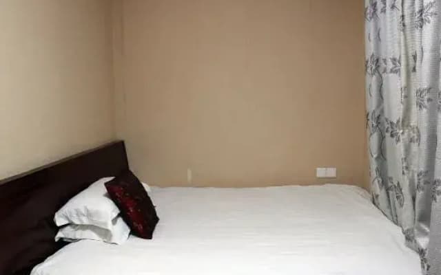 Hailun Hotel
