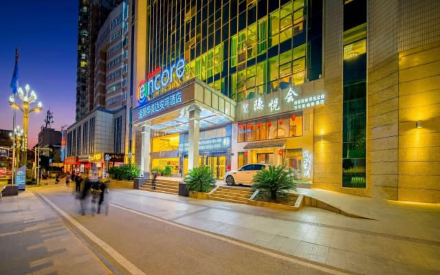 Ramada by Wyndham Encore Kaili West