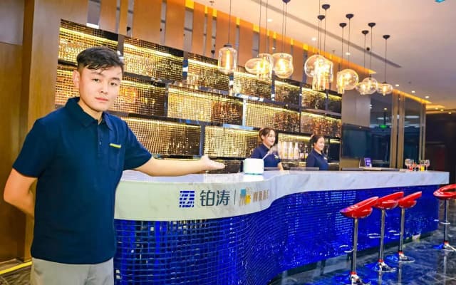 ZMAX Hotels Changji Huijia Shidai Municipal Government