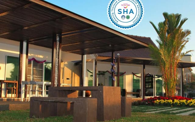 Chiangrai Green Park Resort