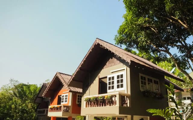 Chomklong Experience