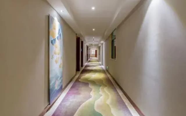 Hua Yi  Hotel