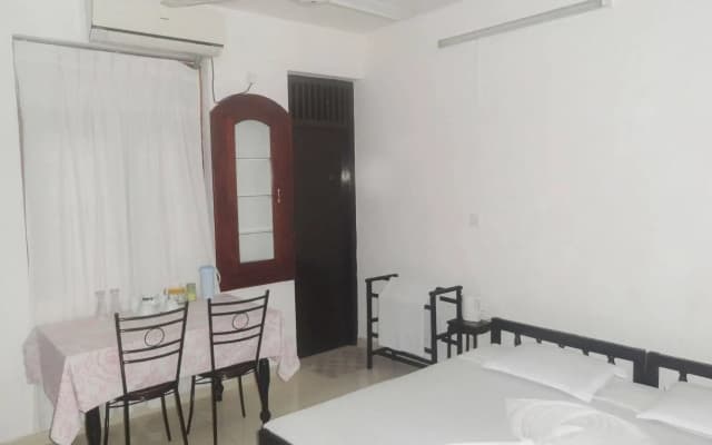 Villa 142
