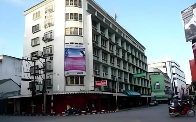 Laemthong Hotel