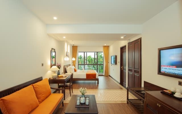 Roxana River Villa