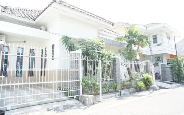 Hotel O Bidara Guest House Syariah